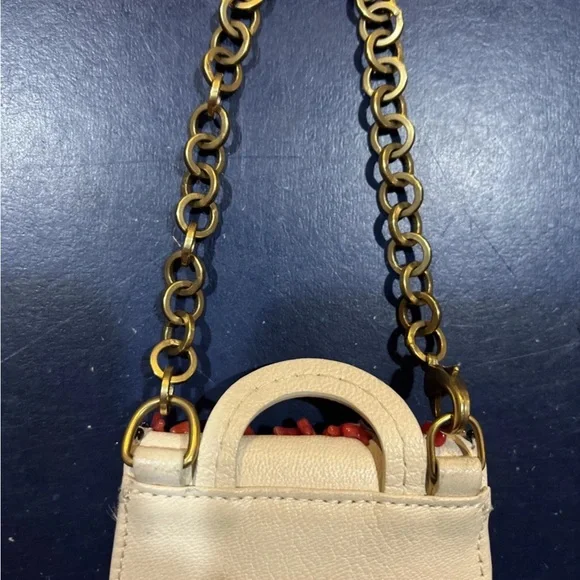 SALVATORE FERRAGAMO Vintage Coral Bead & White Leather Coin Purse +Chain RARE - Picture 9 of 13